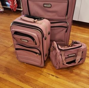 Voyageur 3 piece Luggage set